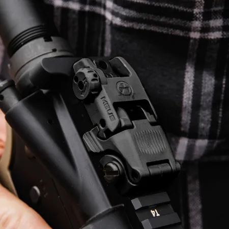Celownik przeziernikowy Magpul składany MBUS czarny