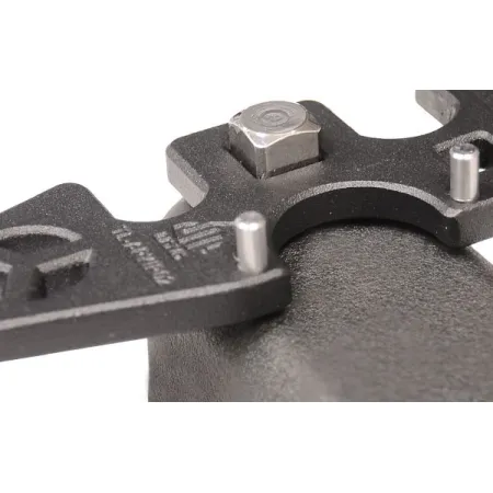 Klucz uniwersalny Leapers do AR15