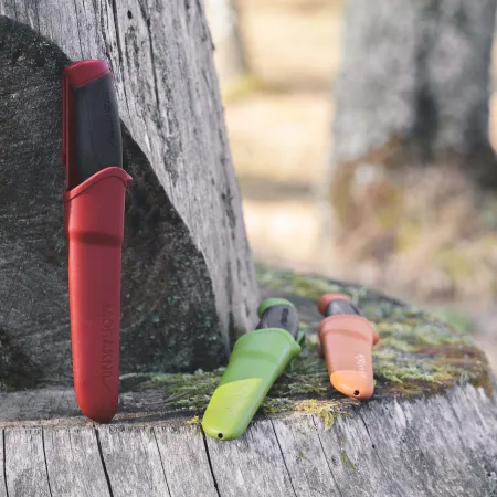 Nóż Morakniv Companion czerwony stal nierdzewna